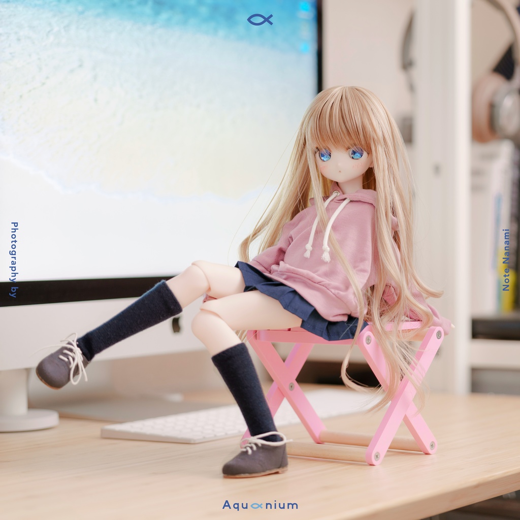 Iconium (1/4折りたたみスツール)