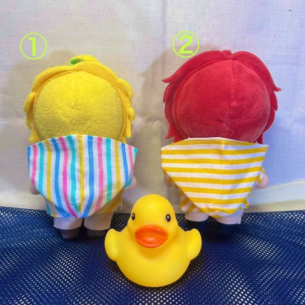 フード付き夏っぽいシャツ