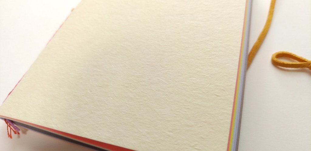 A6ノート 色鮮やかな街にて【紙たくさん!ノート】