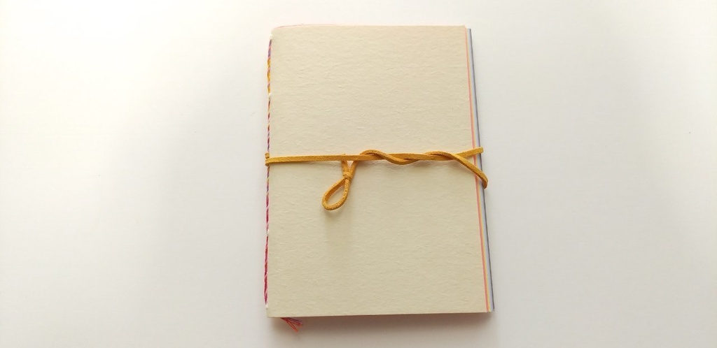 A6ノート 色鮮やかな街にて【紙たくさん!ノート】