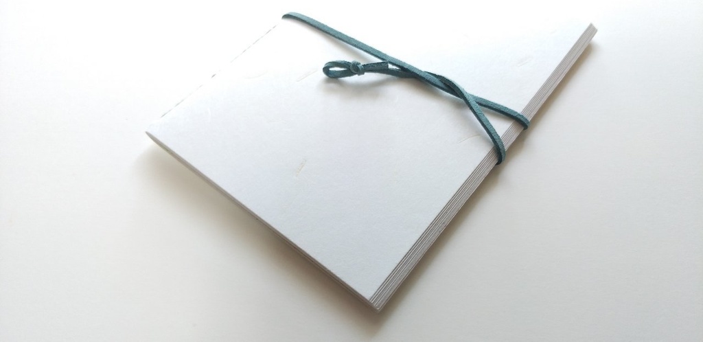 A6ノート  あらしがくるまえの【紙たくさん！ノート】