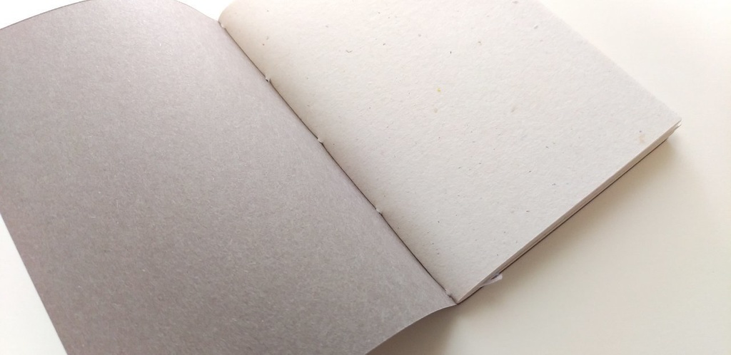 A6ノート 探検家のノート【紙たくさん!ノート】