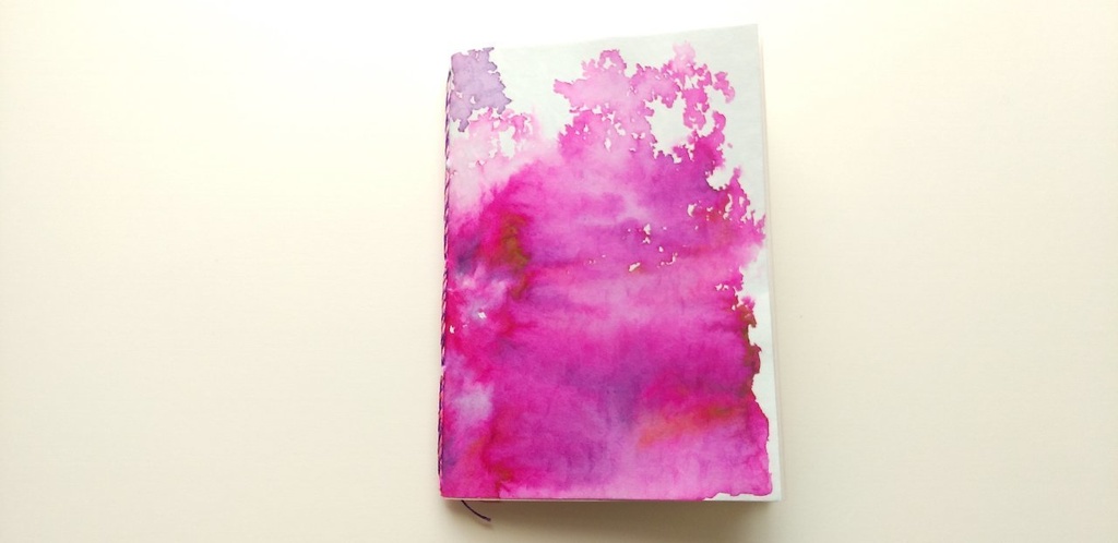 A6【ぼてぼて】ブルーベリーアイスは1カップを半分こ