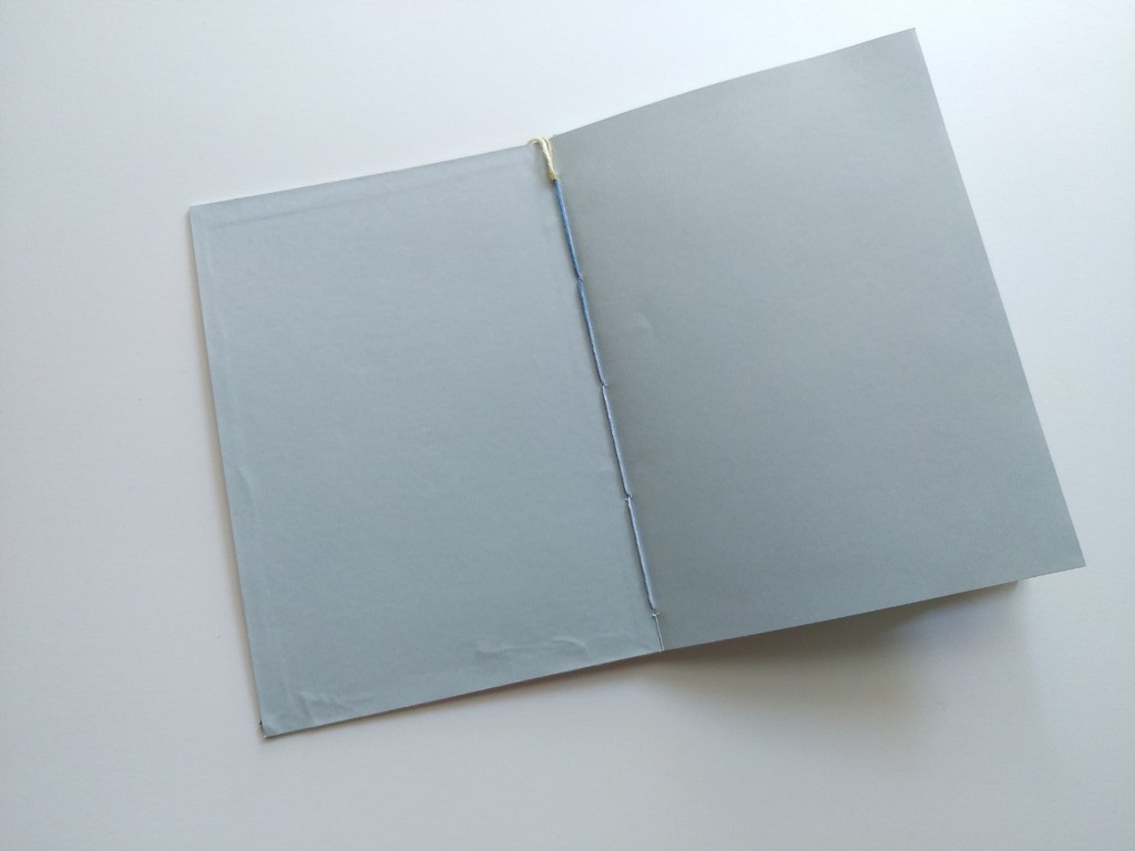 A6ノート【旅人】押し入れはくもり空です