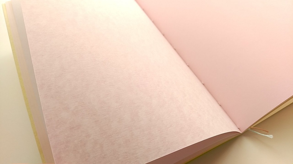 A5ノート「ずーっとながめている」 紙たくさんノート!