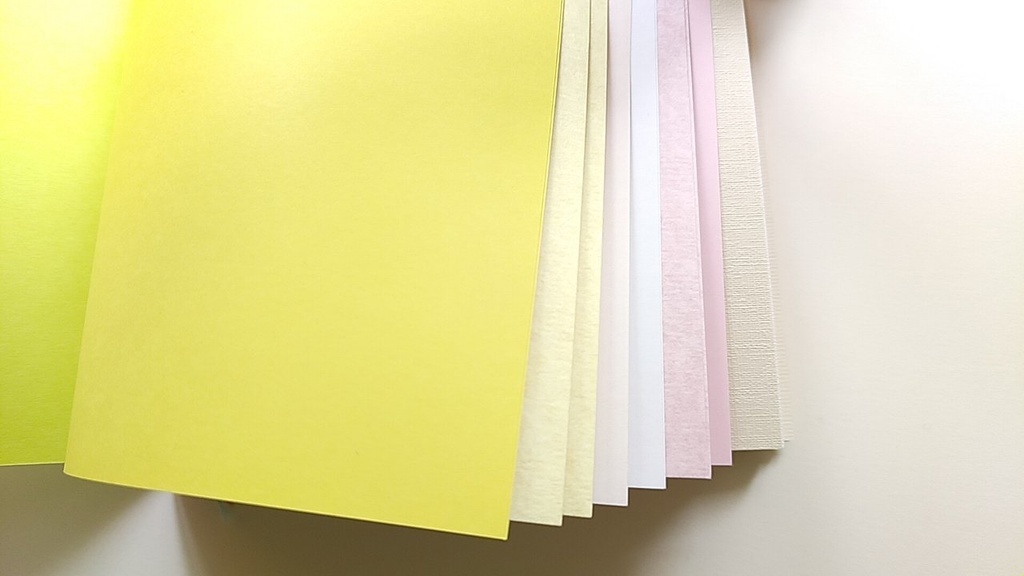 A5ノート「ずーっとながめている」 紙たくさんノート!