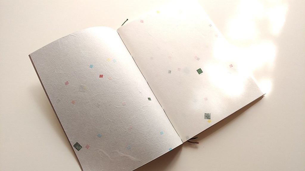 A6ノート 「ポケットのなかには」【紙たくさん!ノート】