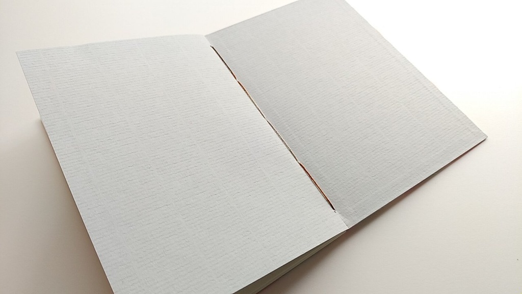 A6ノート「花と遊ぶ」【旅人】