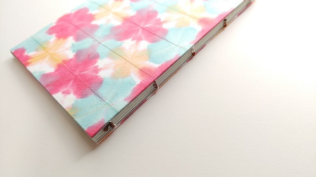 A6ノート「花と遊ぶ」【旅人】