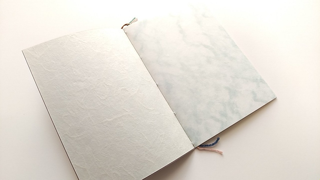 A6ノート「こもれび」 【和紙チャレンジノート】