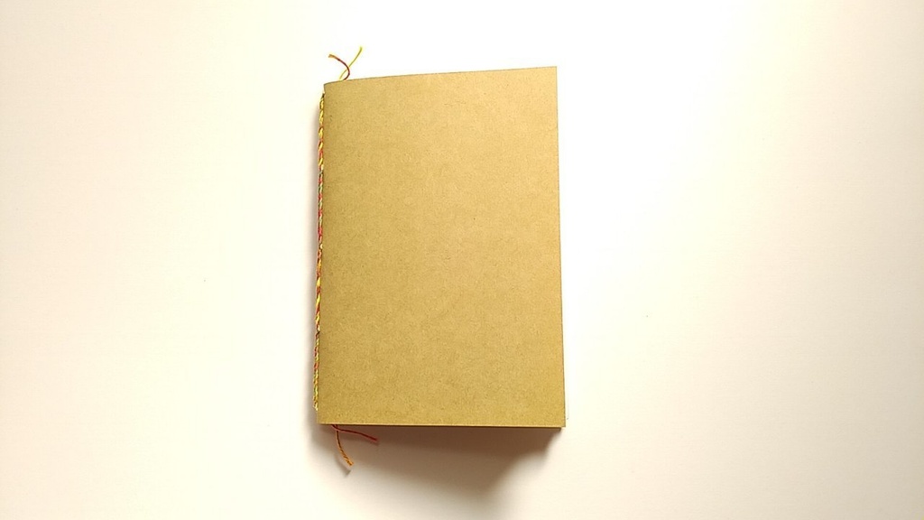 A6ノート 「太陽にちかづく」【紙たくさん!ノート】