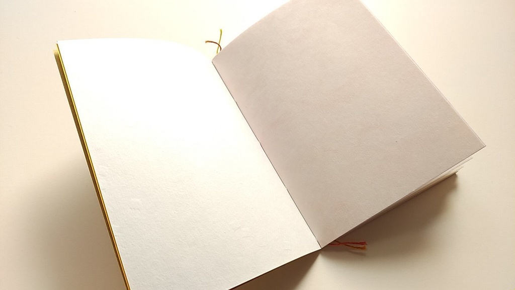 A6ノート 「太陽にちかづく」【紙たくさん!ノート】