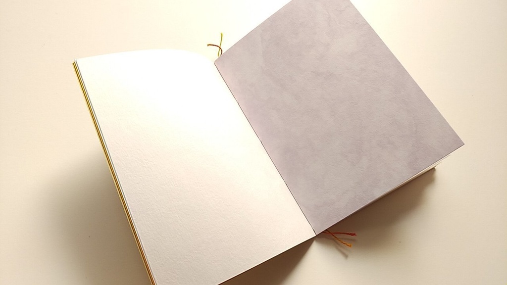 A6ノート 「太陽にちかづく」【紙たくさん!ノート】