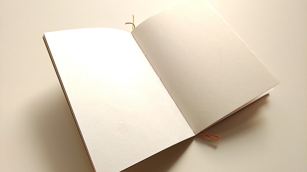 A6ノート 「太陽にちかづく」【紙たくさん!ノート】