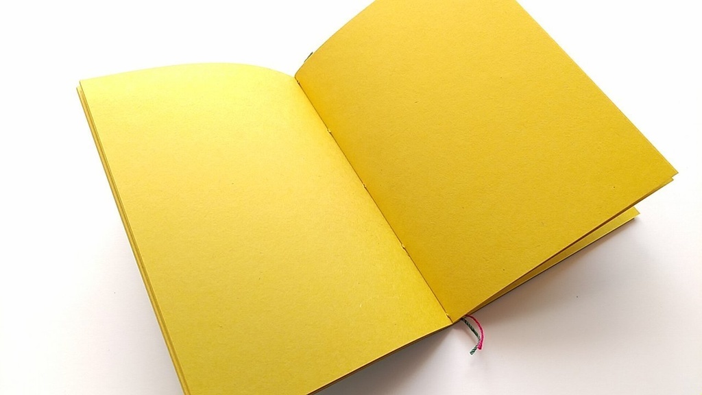 A6ノート 「物語のねむるところ」【紙たくさん!ノート】