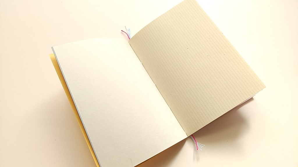 A6ノート「幸せを運んで Dance Dance」【紙たくさん!ノート】