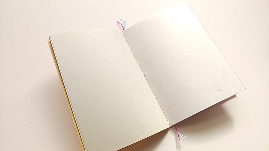 A6ノート「幸せを運んで Dance Dance」【紙たくさん!ノート】