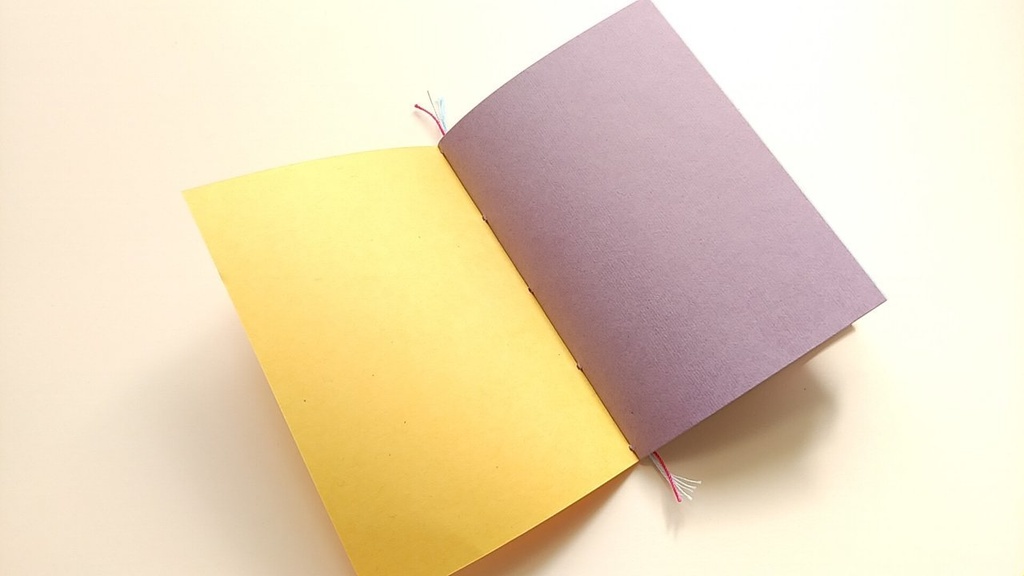 A6ノート「幸せを運んで Dance Dance」【紙たくさん!ノート】