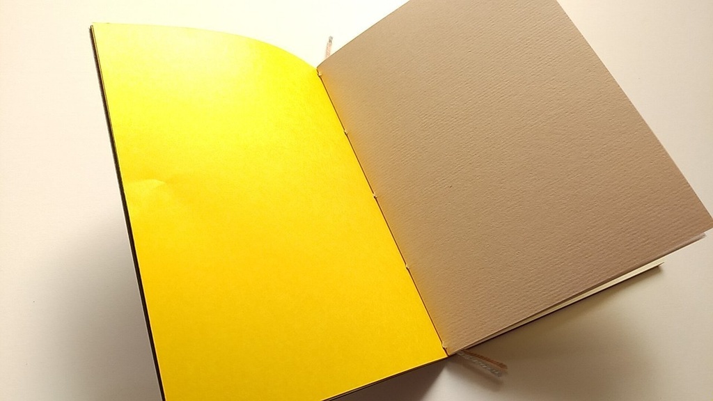 A6ノート 「仕立ての町」【紙たくさん!ノート】