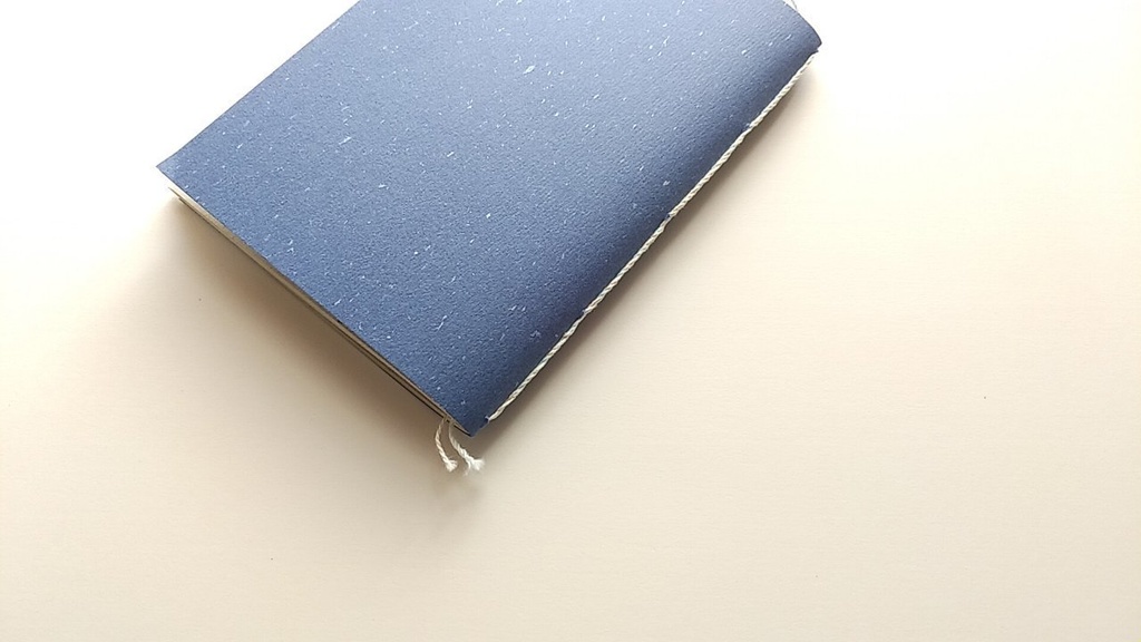 A6ノート 「星が降るその裏で」【紙たくさん!ノート】