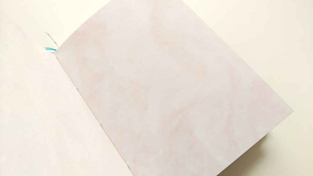 A6ノート 「足元の宝物探し」【紙たくさん!ノート】