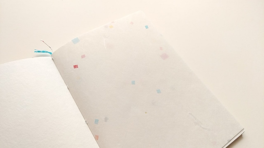 A6ノート 「足元の宝物探し」【紙たくさん!ノート】