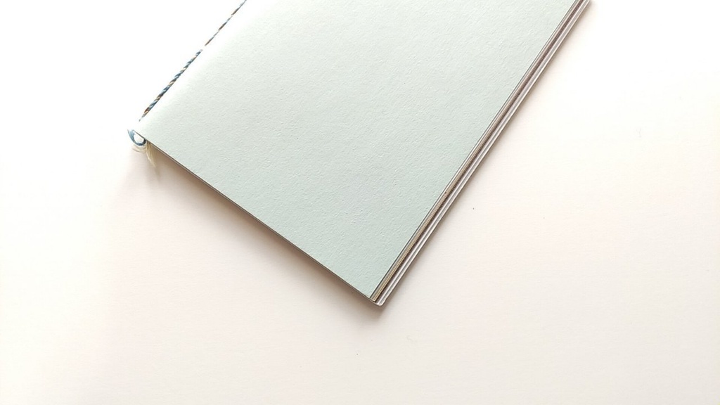 A6ノート「ナゾをとけない探偵さん」【紙たくさん！ノート】