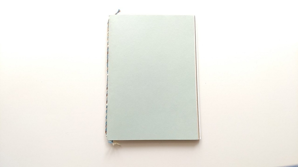 A6ノート「ナゾをとけない探偵さん」【紙たくさん!ノート】