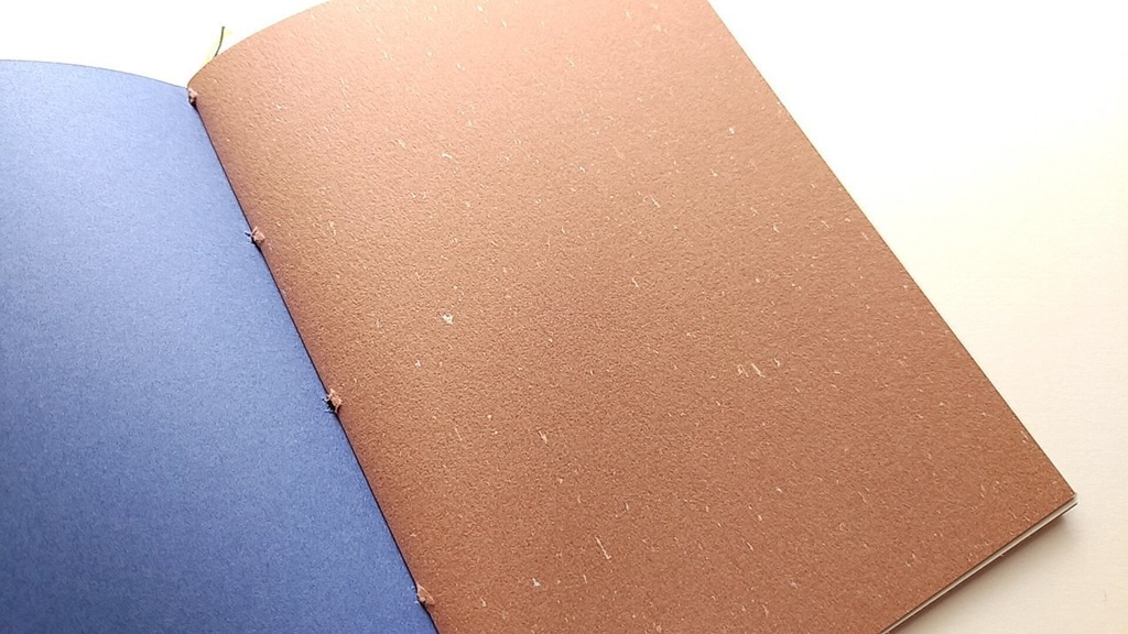 A6ノート「猟師のチョッキ」【紙たくさん!ノート】