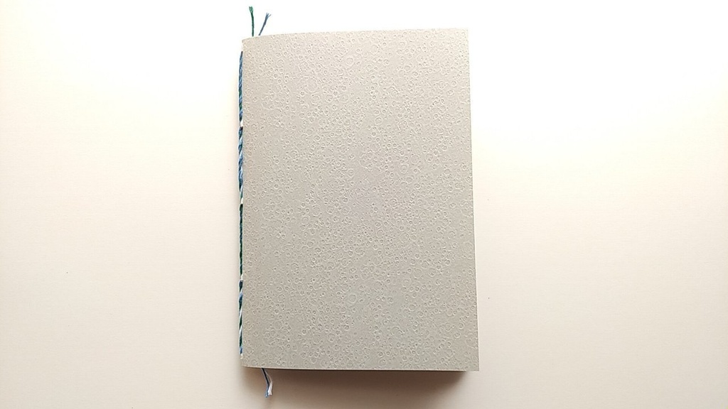 A6ノート「夜の長い国」【紙たくさん!ノート】