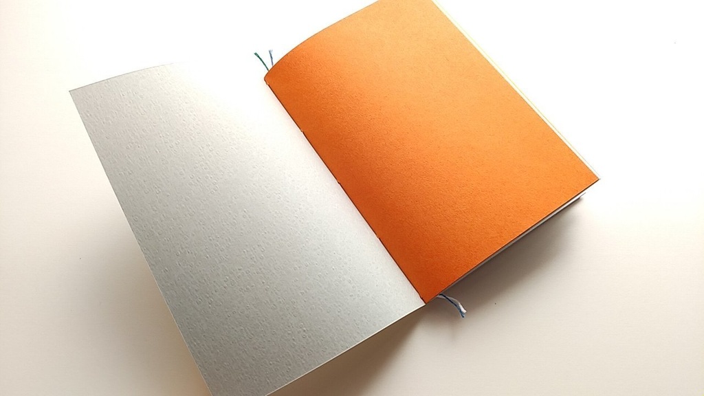 A6ノート「夜の長い国」【紙たくさん!ノート】