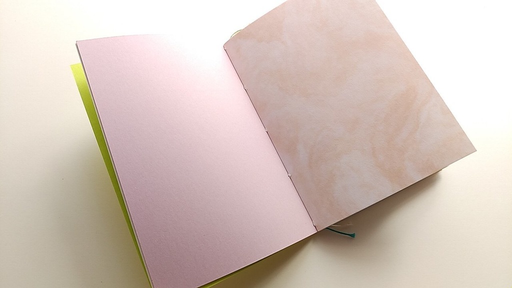 A6ノート「おいかけっこ」【紙たくさん!ノート】