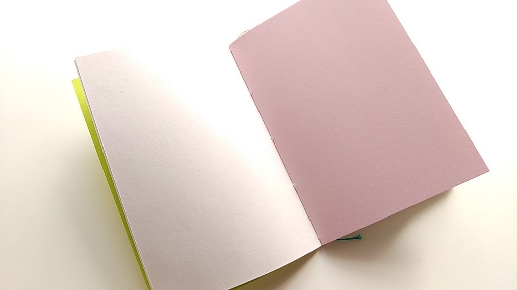 A6ノート「おいかけっこ」【紙たくさん!ノート】