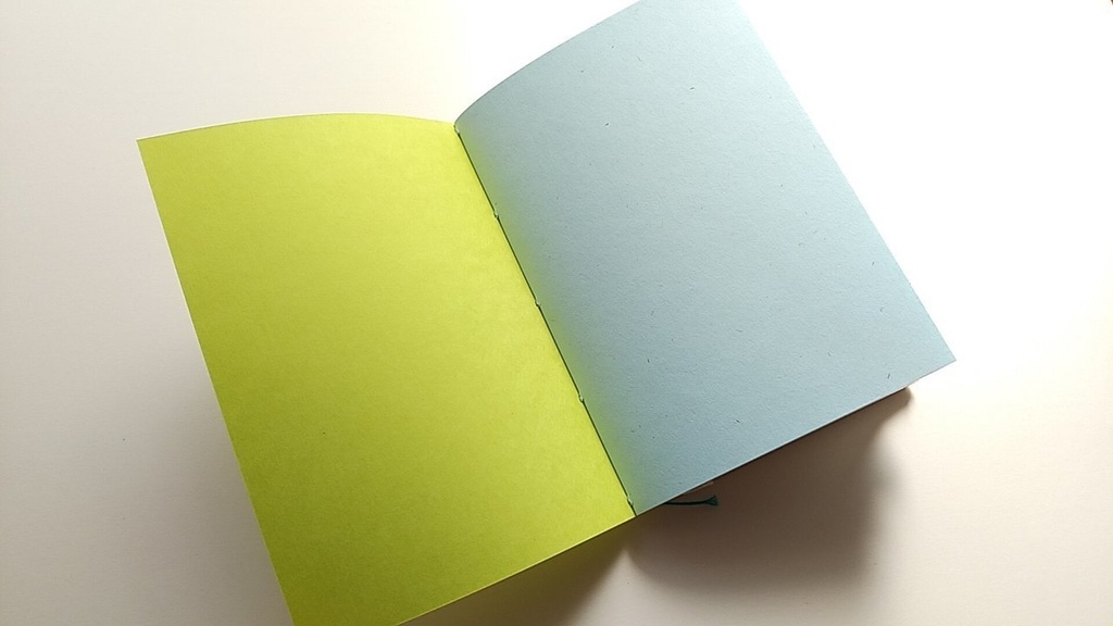 A6ノート「おいかけっこ」【紙たくさん!ノート】