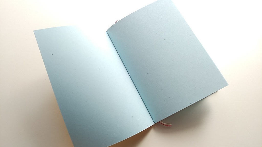 A6ノート「空の飛び方 11」【紙たくさん!ノート】