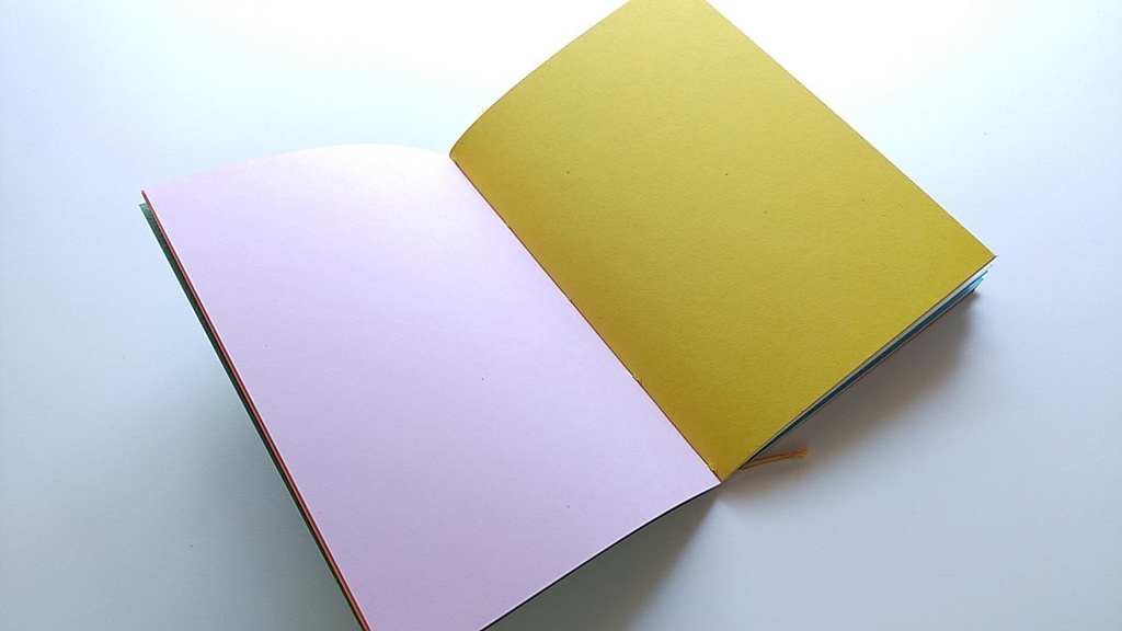 A6ノート「とっておきをみつけに」【紙たくさん!ノート】