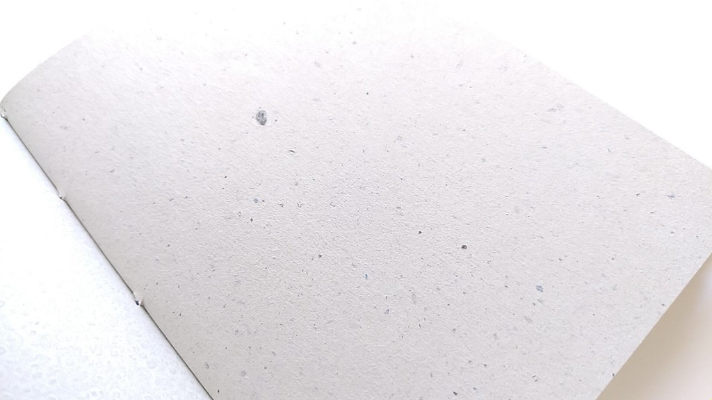 A6ノート「ハンターのお時間です🐟」【紙たくさん!ノート】