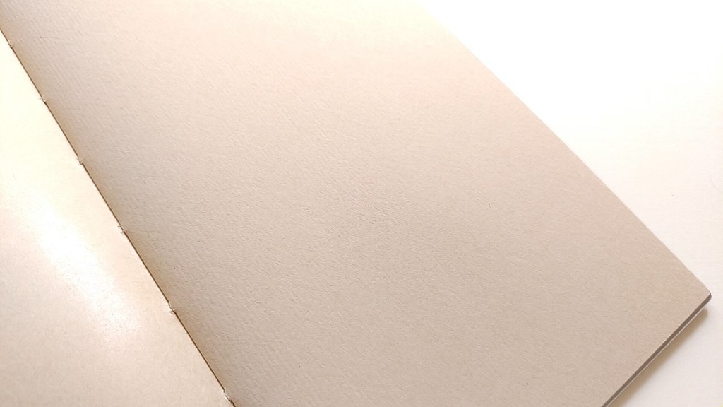 【traveler's レギュラー64P】「蓮をうかべて」