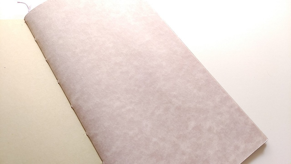 【traveler's レギュラー64P】「蓮をうかべて」