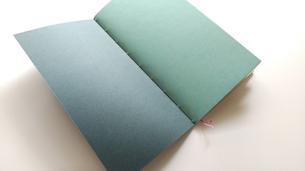 【traveler's レギュラー64P】「蓮をうかべて」