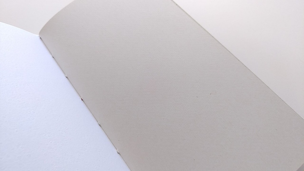 【traveler's レギュラー64P】「あこがれとトランクケース」