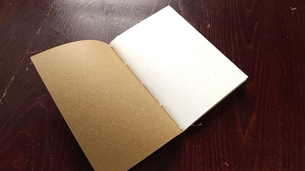 A6ノート「ハンザキ、すまう。」【紙たくさん!ノート】