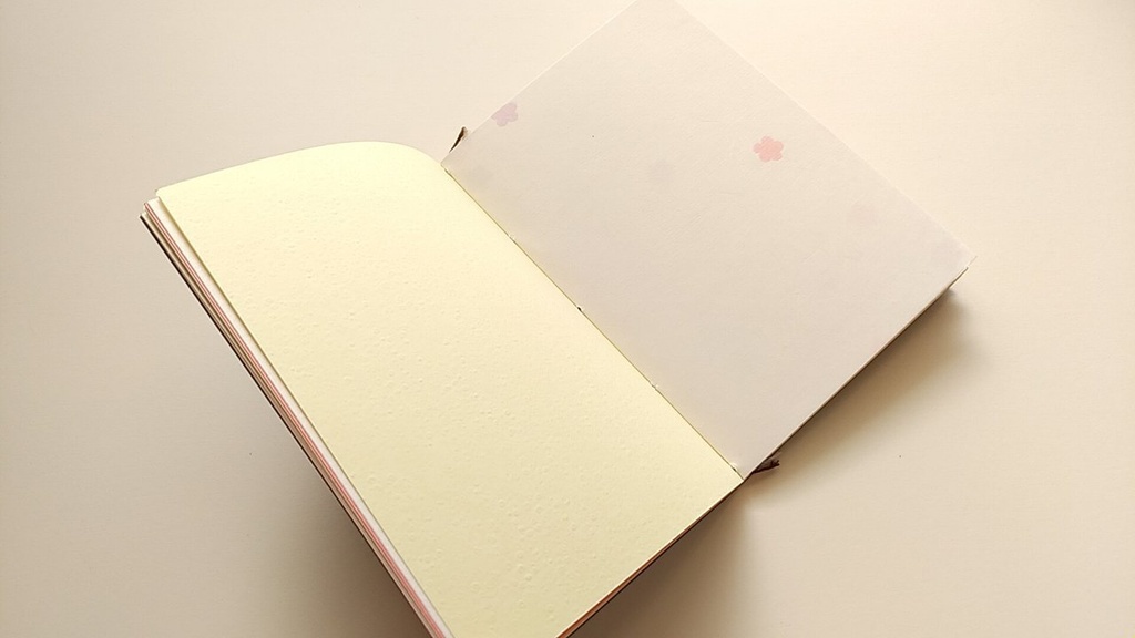 ✒A6ノート「こげちゃったハンバーグ…」【紙たくさん!ノート】