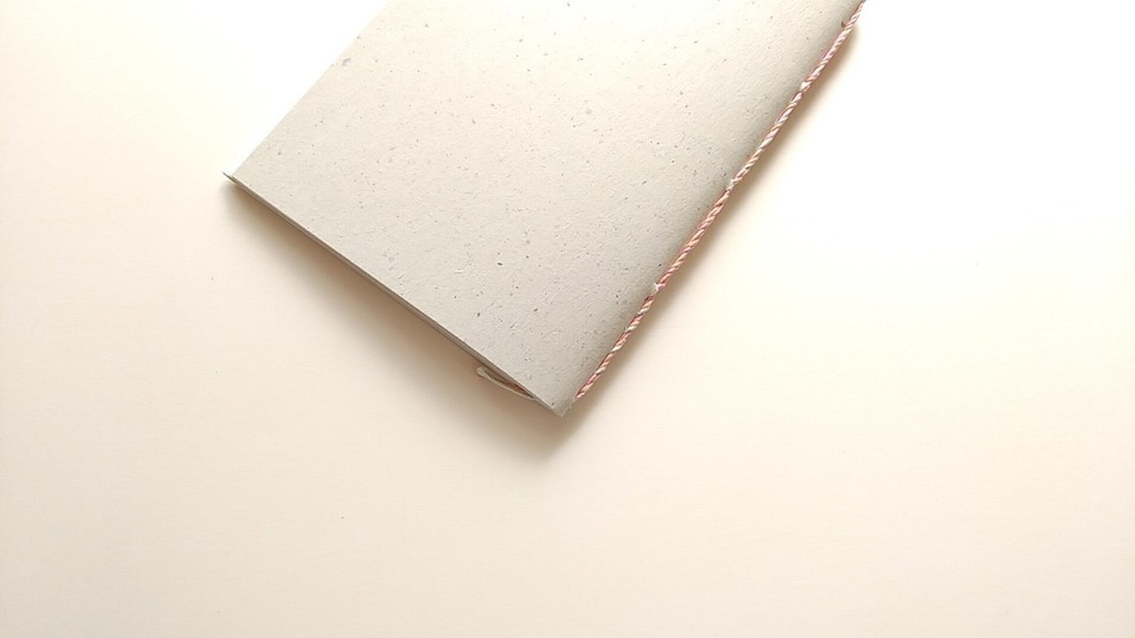 ✒A6ノート「窓辺のかけひき」【紙たくさん!ノート】