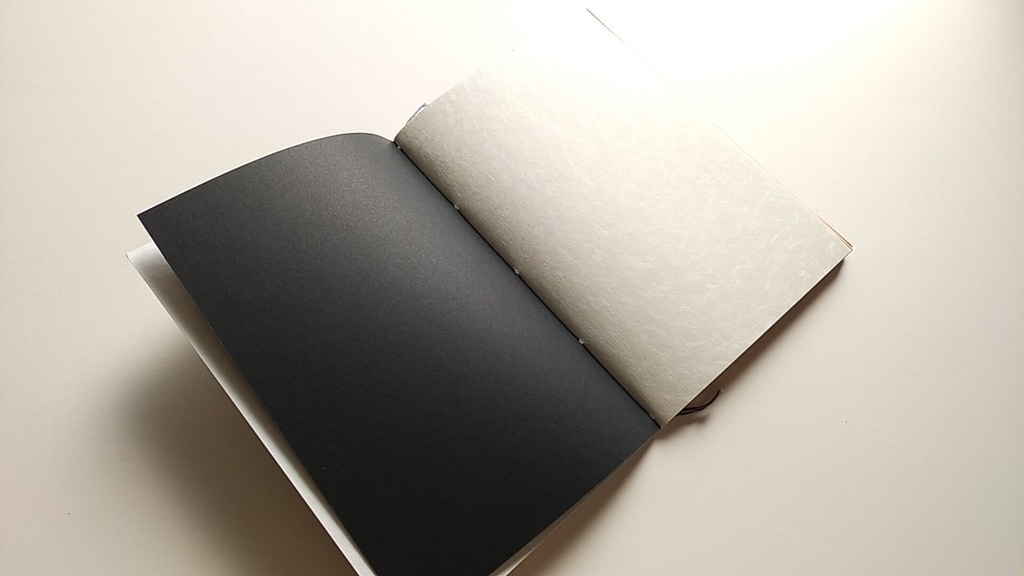 ✒A6ノート「BORN」【紙たくさん!ノート】