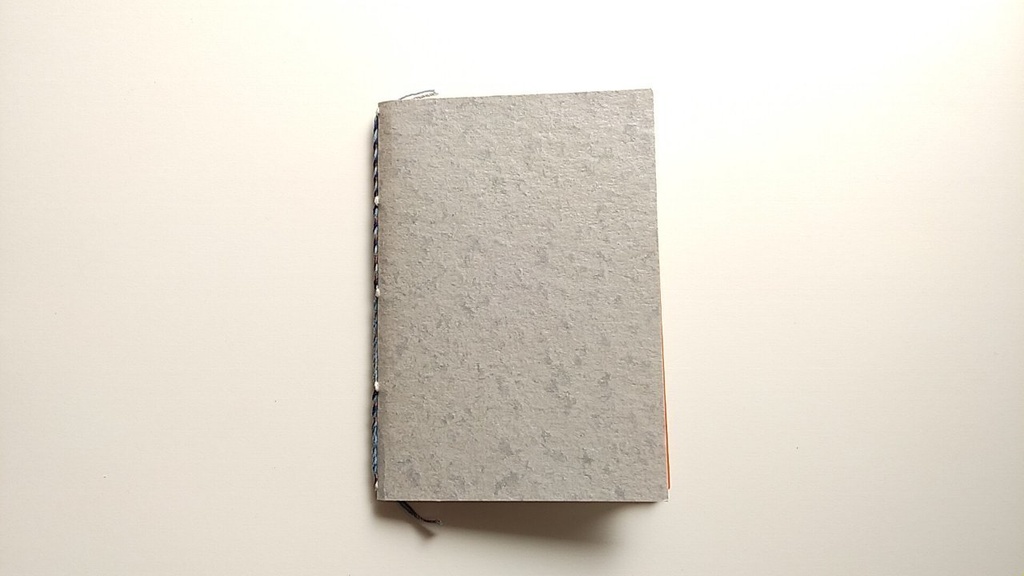 ✒A6ノート「BORN」【紙たくさん!ノート】