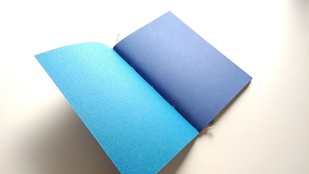 ✒A6ノート「うまれゆくもの」【紙たくさん!ノート】