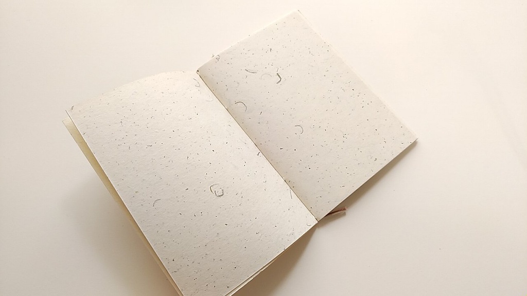 A6ノート「臨む ーのぞむー」【紙たくさん!ノート】