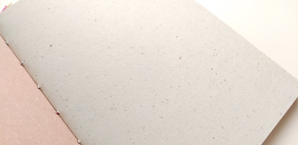 A5ノート【薄手 Re.】「心をこめて A」紙たくさんノート!