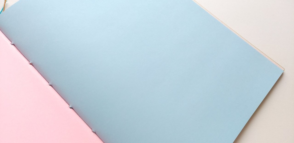 A5ノート【薄手 Re.】「ブカッコーなスキップ B」紙たくさんノート!